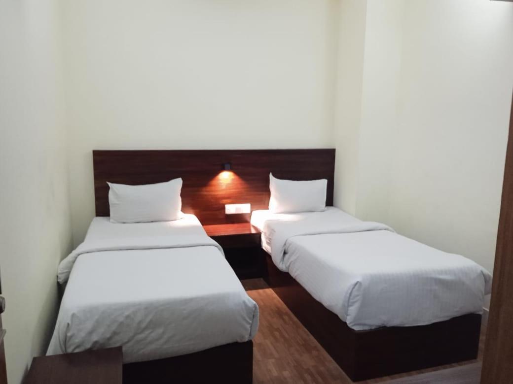 Richmond Hotel Sylhet Exterior photo
